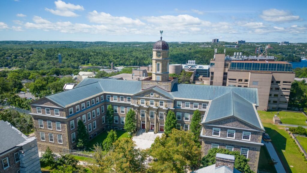 Top 10 Universities in Canada